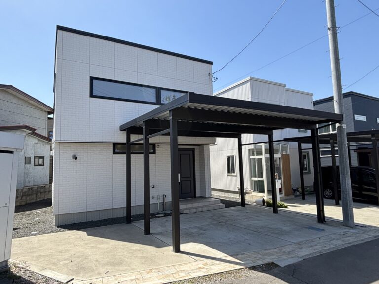 【築浅中古住宅】青森市桜川7丁目　3,640万円　(建物32.31坪・土地61.08坪)
