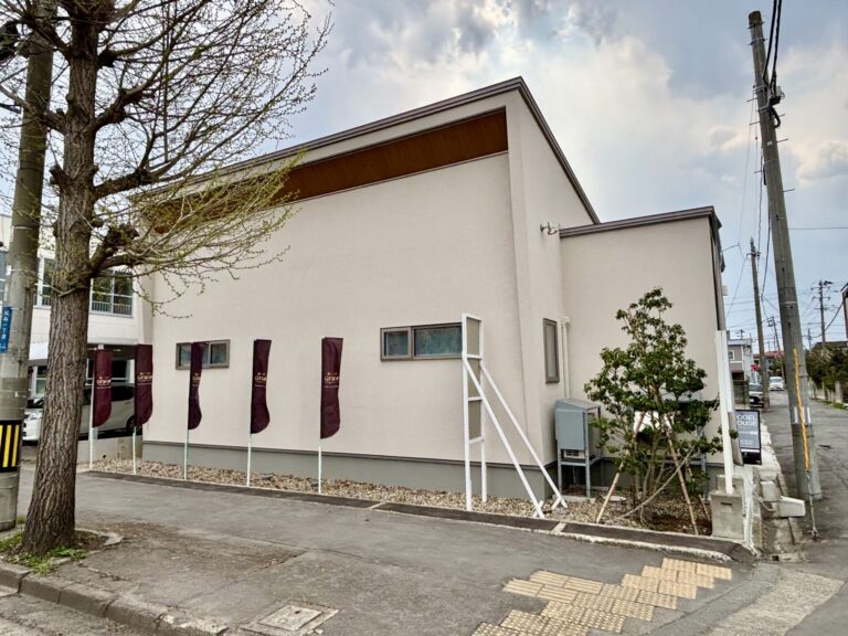 仲介手数料不要【売家】青森市松森１丁目　6,500万円　(建物33.50坪・土地79.14坪)　新築モデルハウス販売
