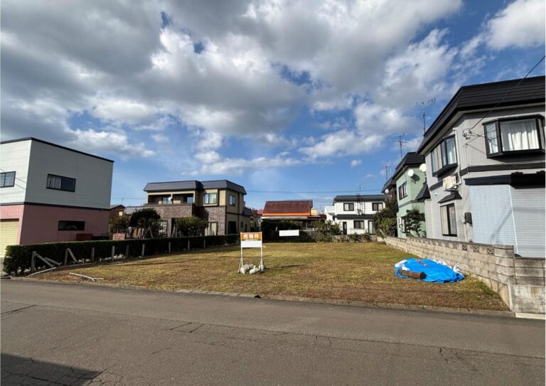 NEW!【売地】本泉1丁目　1,100万円　(149.85坪)　南向き　整形地